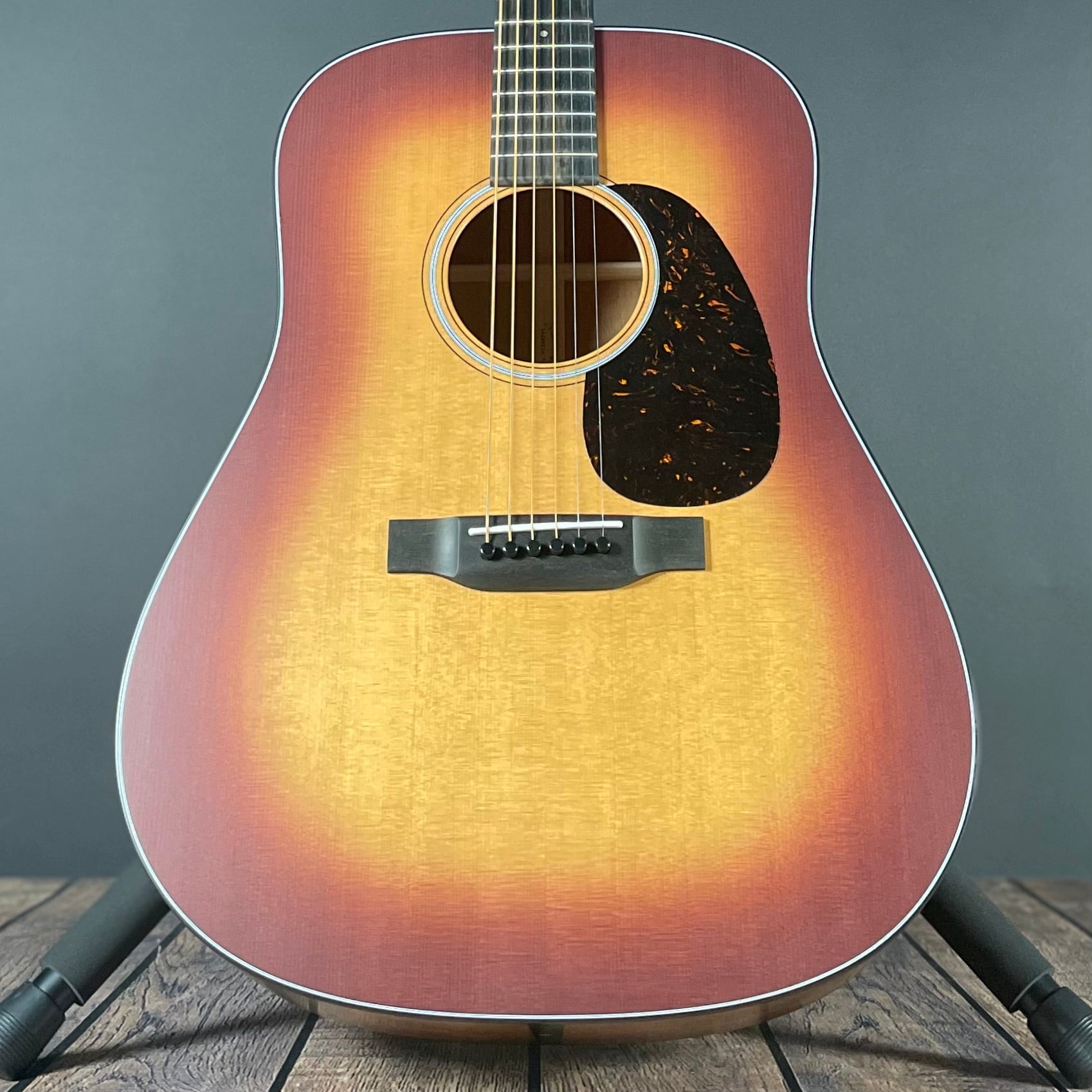 Martin Standard Series D-18 w/Hard Case - Satin Amberburst