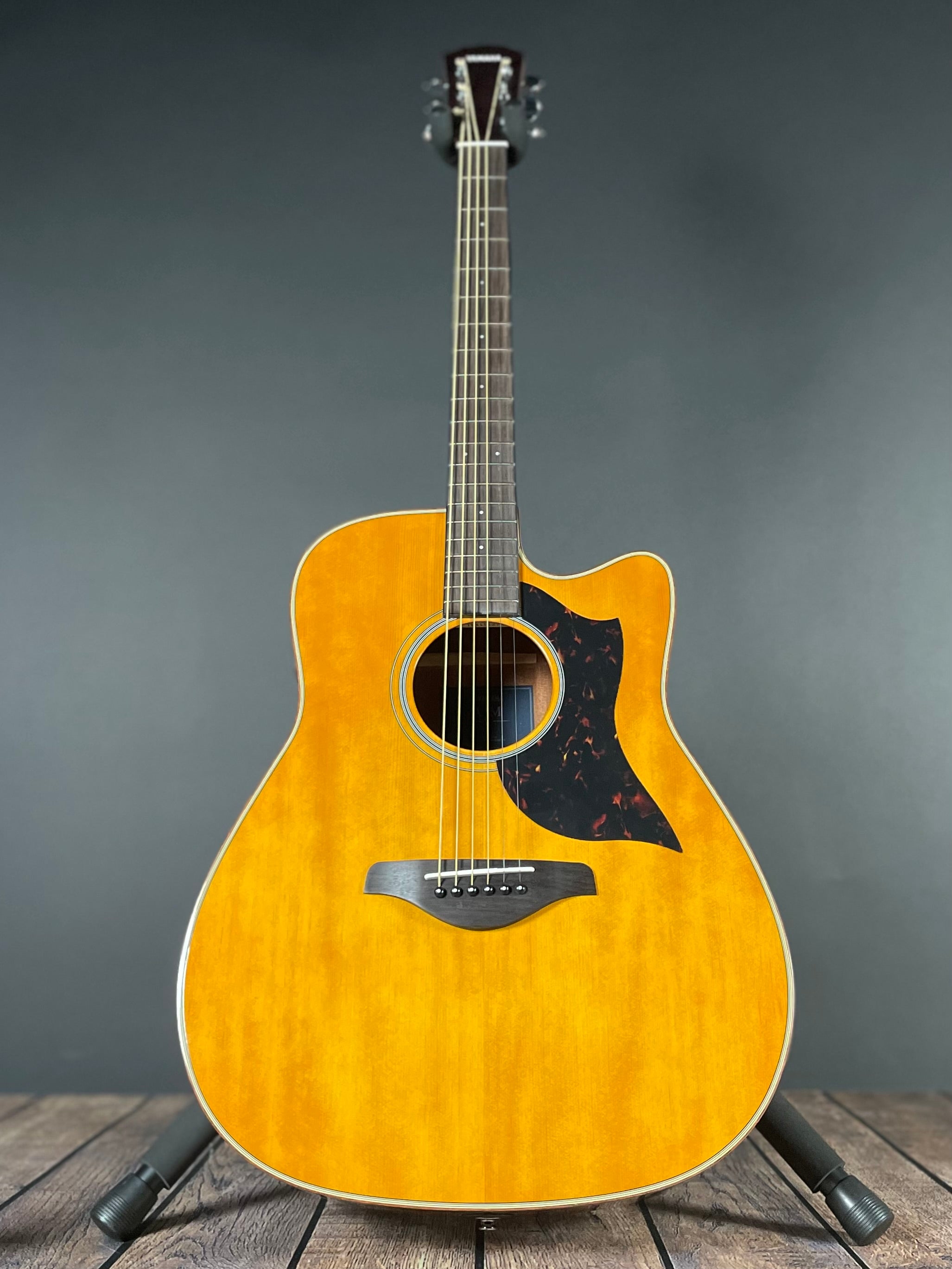 Yamaha A1M Western Cutaway, Mahogany - Vintage