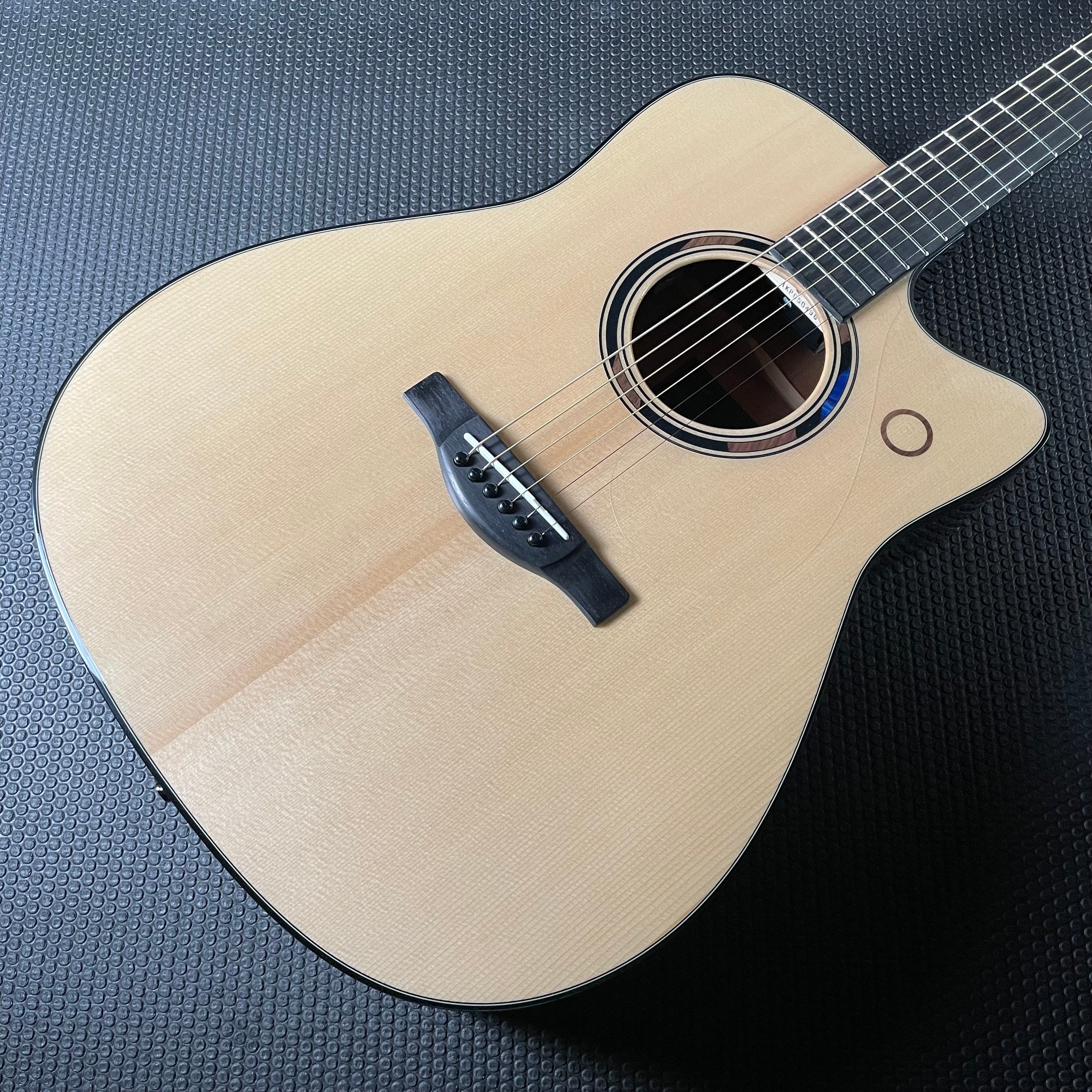 Yamaha TAG3 C TransAcoustic Guitar - Natural