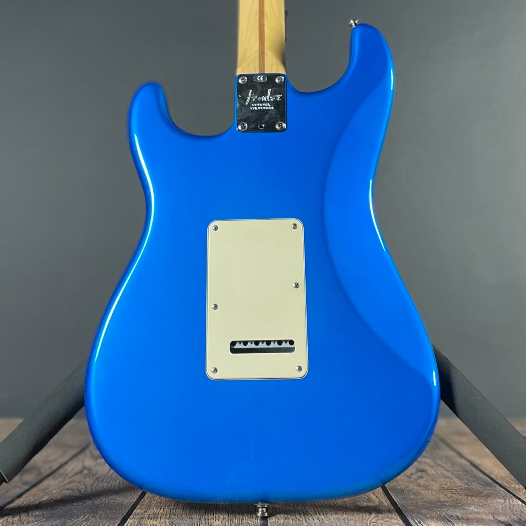 Fender American Standard Stratocaster, Maple Neck w/HSC - Blue (2001)