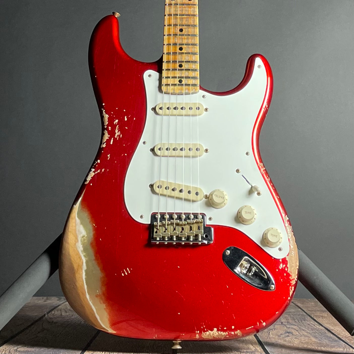 Fender Custom Shop 1958 Stratocaster, Heavy Relic-Faded Aged Candy Apple Red (7lbs 4oz)