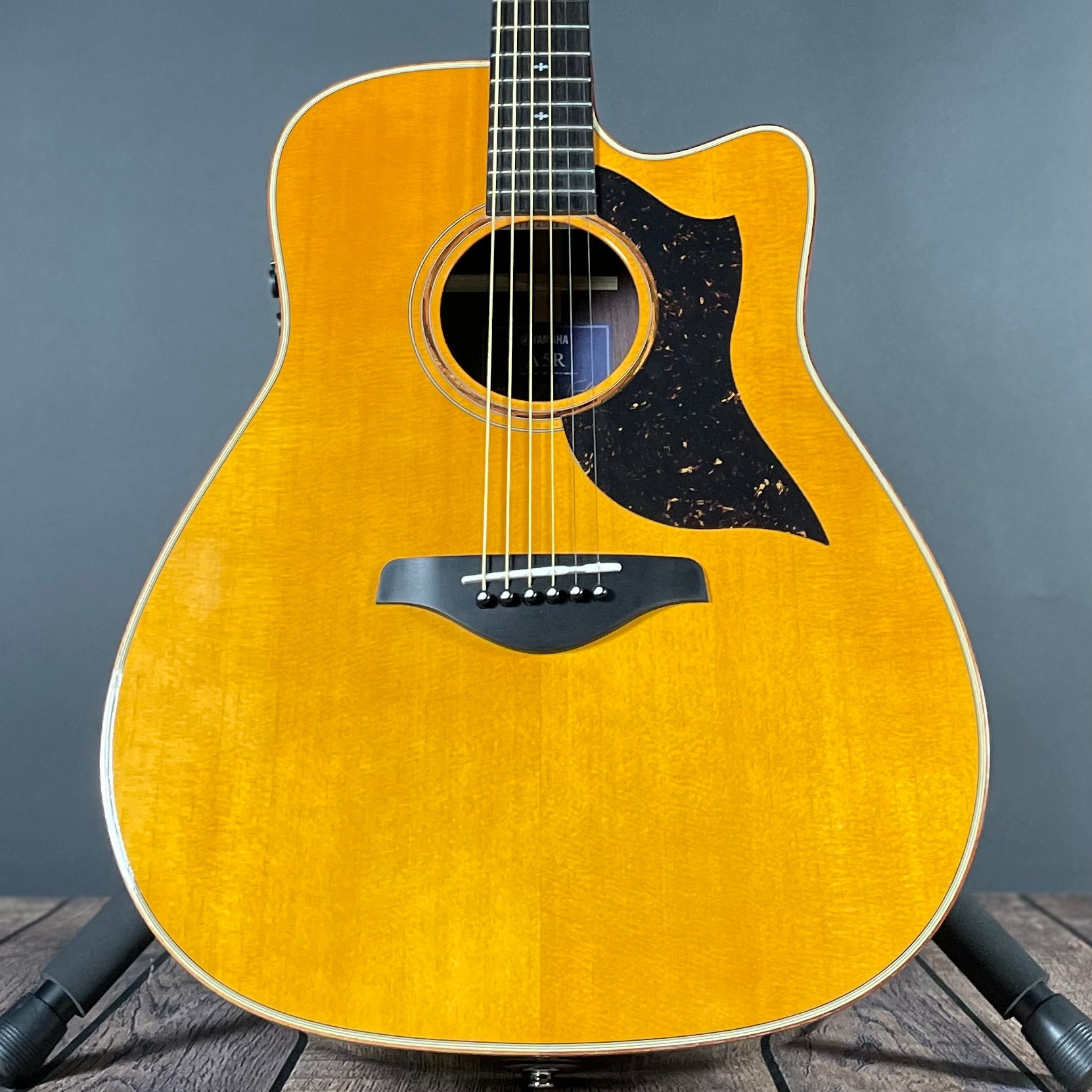 Yamaha A5R ARE Cutaway w/OHSC - Vintage Natural (2022)