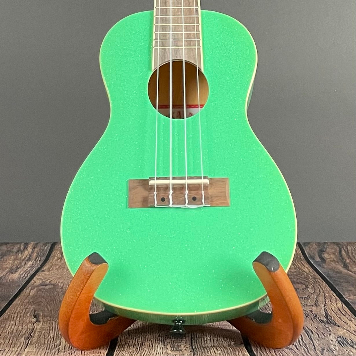 Kala Gatsby Green Sparkle Concert Ukulele - Metronome Music Inc.