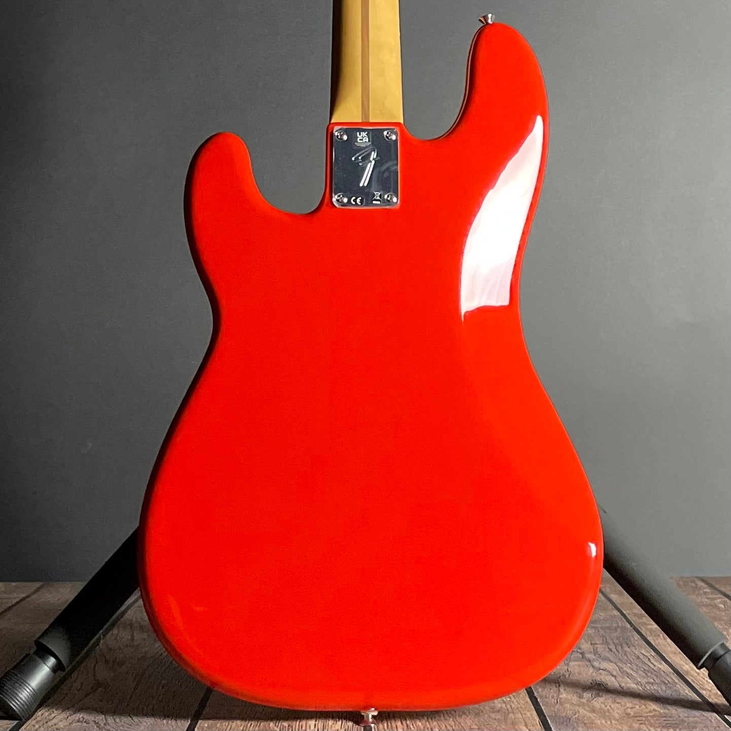 Fender Player II Precision Bass, Rosewood- Coral Red (9lbs 1oz)