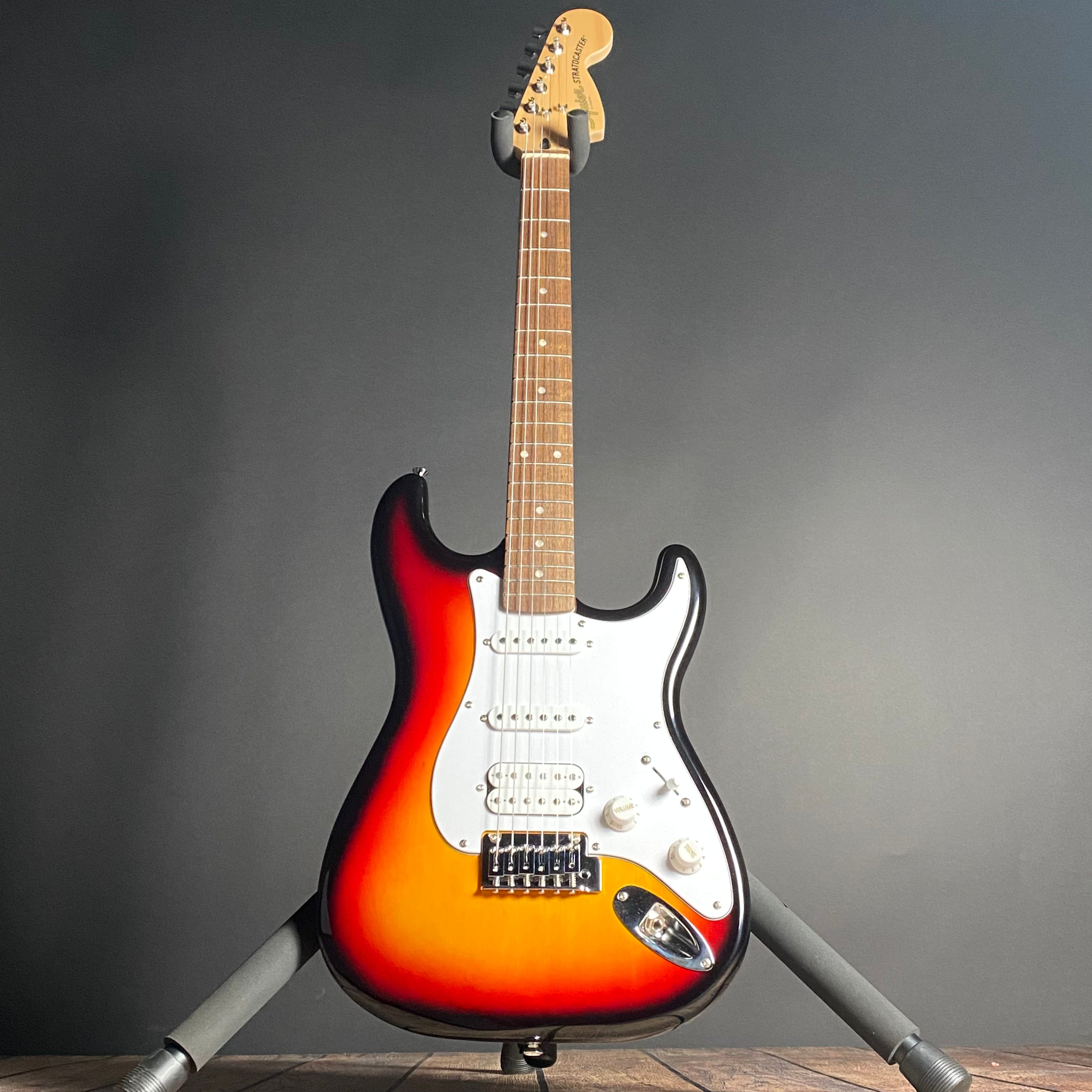 Squier Affinity Series Stratocaster Junior HSS- 3-Color Sunburst (6lbs 5oz)