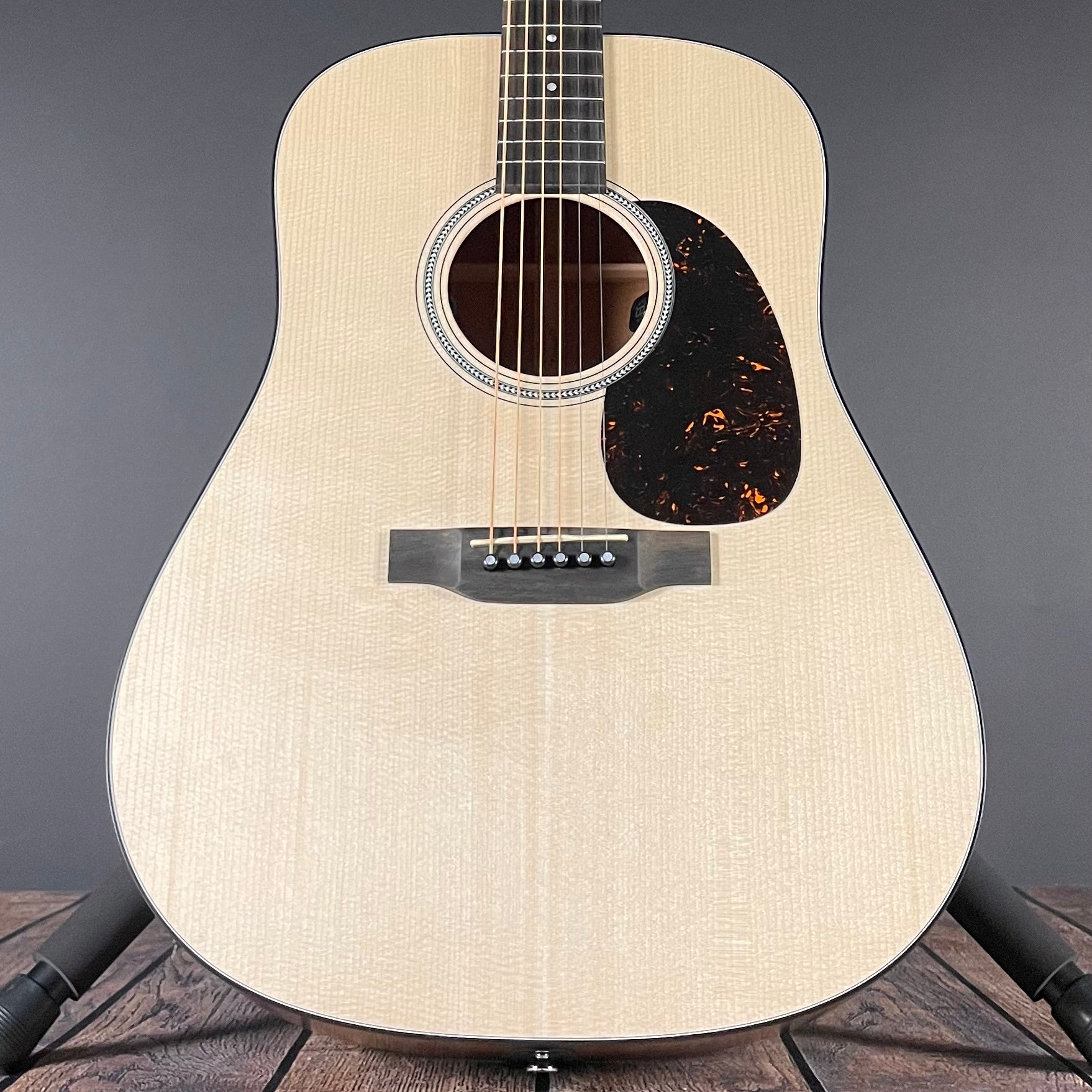 Martin 16 Series D-16E Dreadnought w/Softshell Case, Mahogany Satin