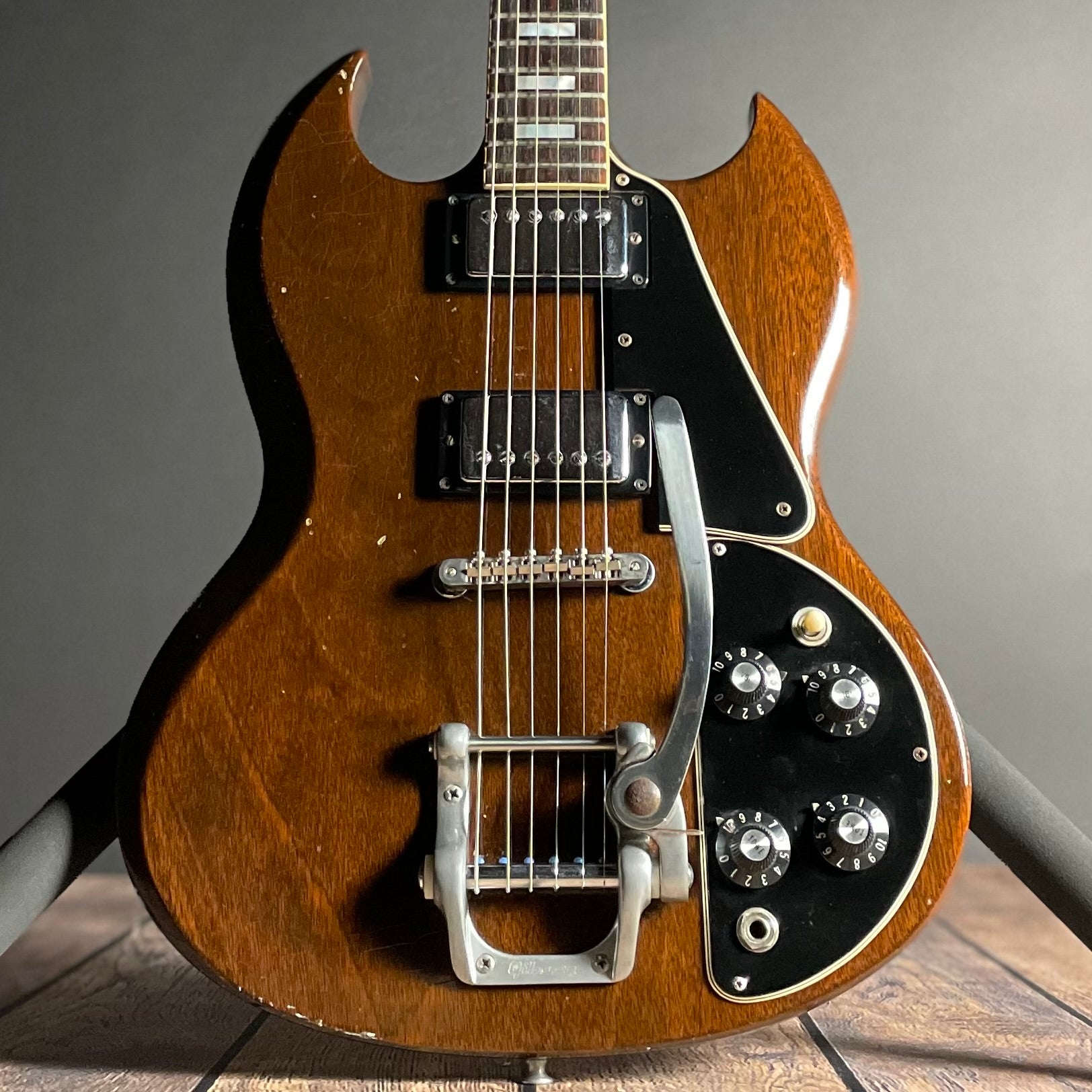 Gibson SG Deluxe, 100% Original- Walnut (6lbs 13oz) (1971)