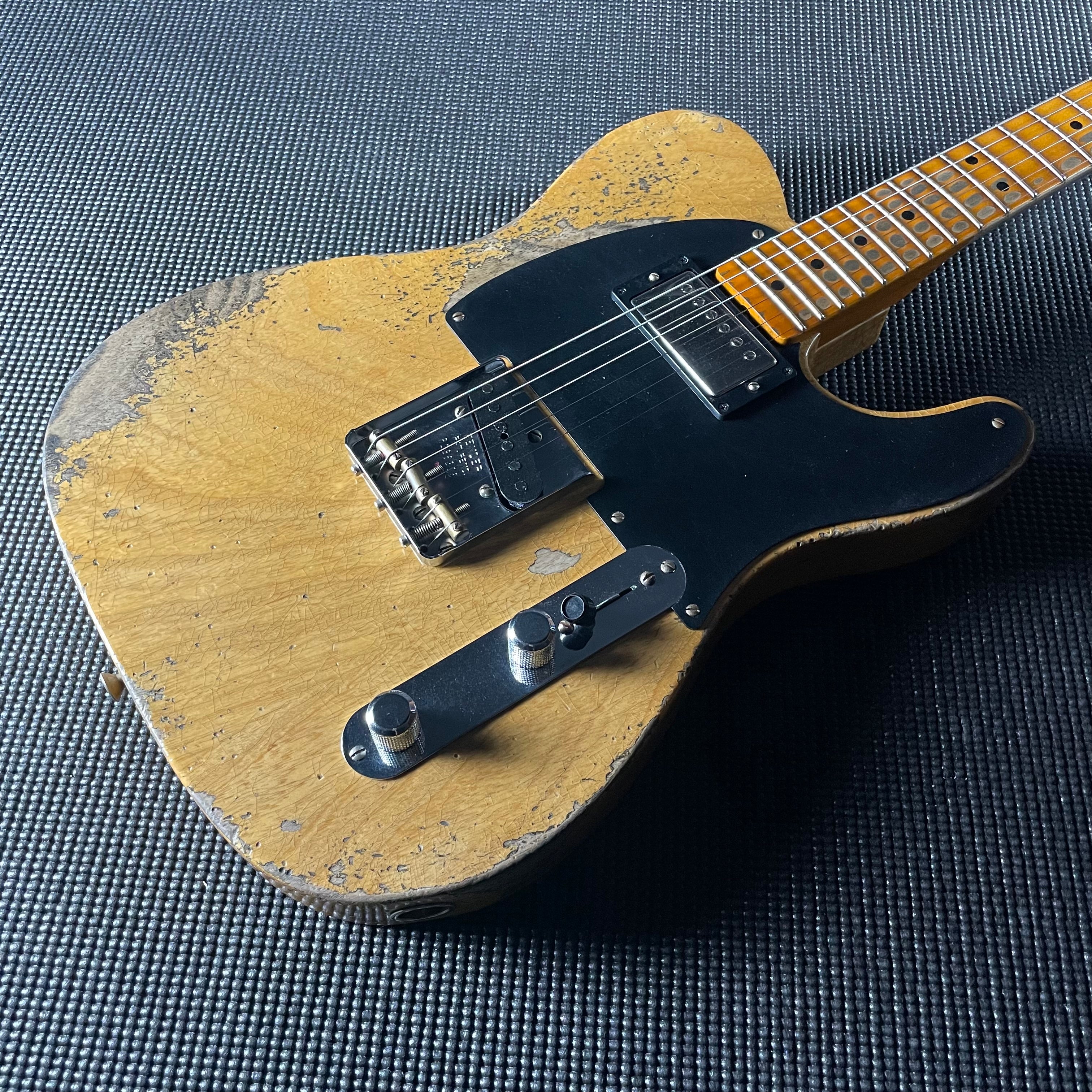 Fender Custom Shop LTD 1951 HS Telecaster, Super Heavy Relic- Aged Natural (7lbs 6oz) - Metronome Music Inc.