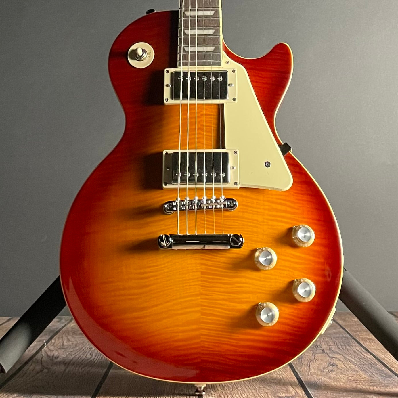 Epiphone Les Paul Standard 60s, Figured- Iced Tea Burst (8lbs 14oz) - Metronome Music Inc.