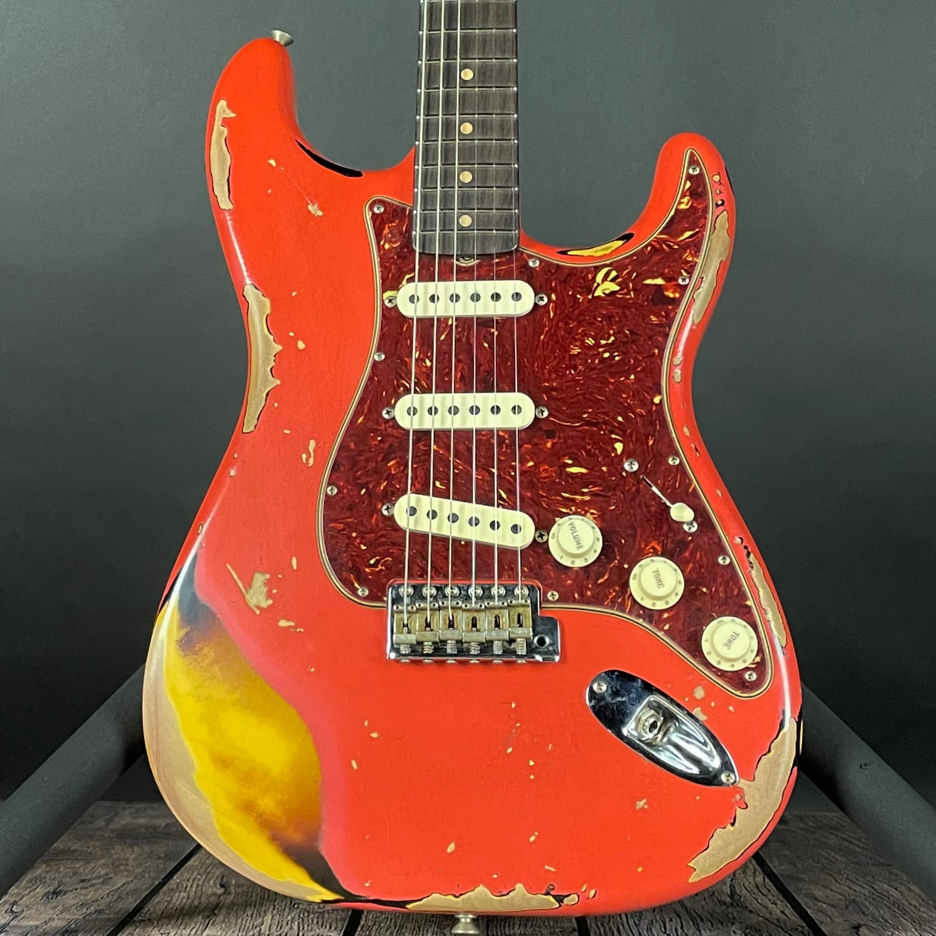 Fender Custom Shop LTD 1961 Stratocaster, Heavy Relic- Aged Fiesta Red over 3-Color Sunburst (7lbs 14oz) - Metronome Music Inc.